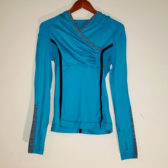 Rare Lululemon Cross Train Pullover  - Picture 2 of 10